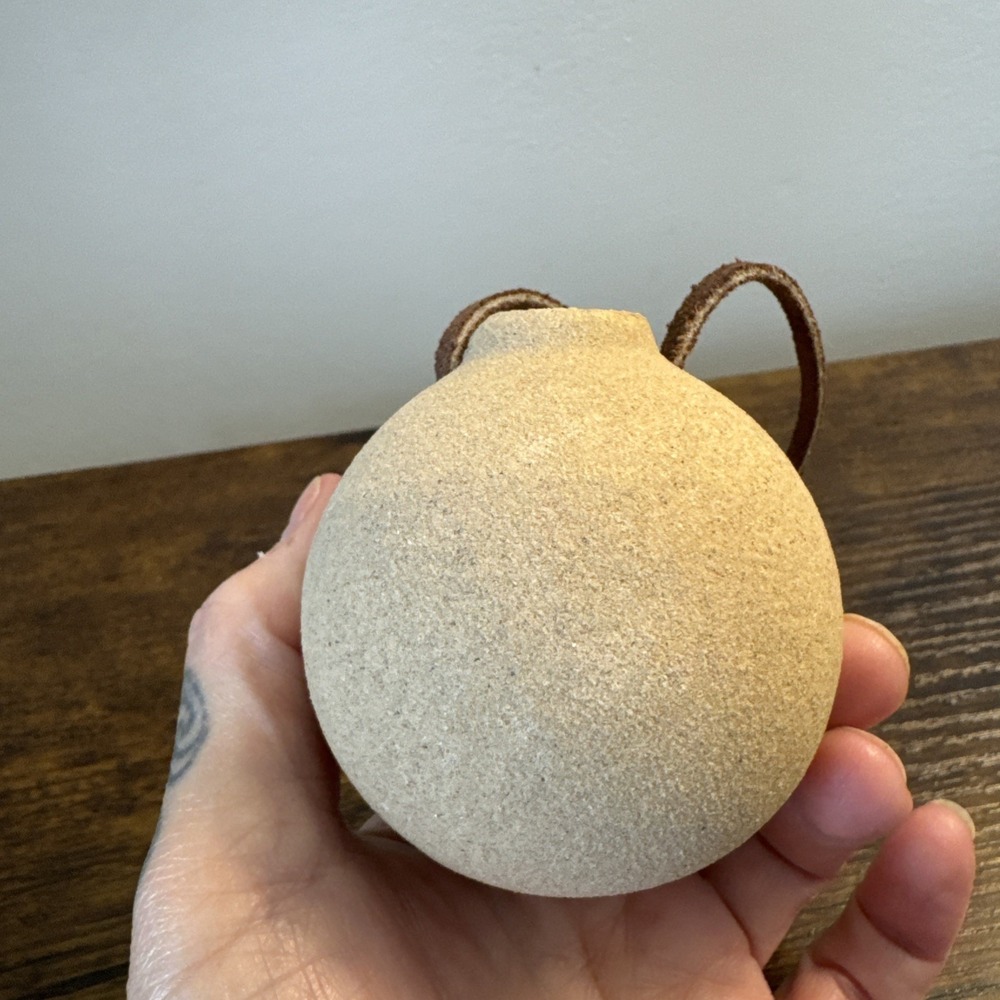 VTG Hand Made SouthWest Hanging Mini Seed Pot Pottery Ornament Signed 90s - Picture 8 of 8